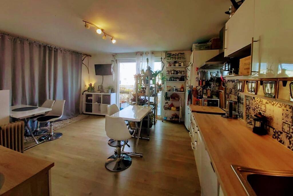 T2 Cosy A La Plage, Terrasse Vue Sur Mer Et Parking Privatif Narbonne Dış mekan fotoğraf